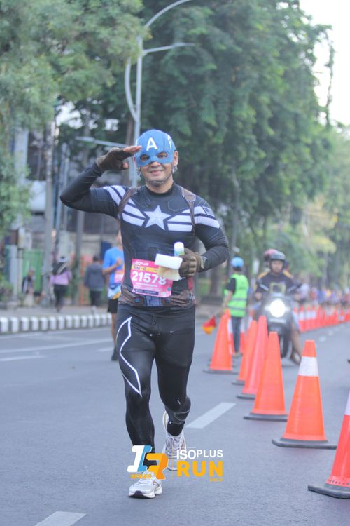 Race photo from Isoplus Run 2024 Surabaya