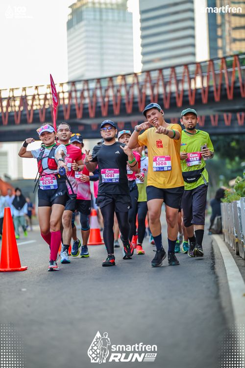 Race photo from Smartfren Run 2025 
