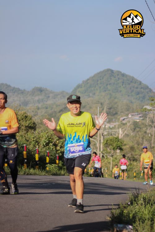Race photo from Kelud Vertical Challenge 2024