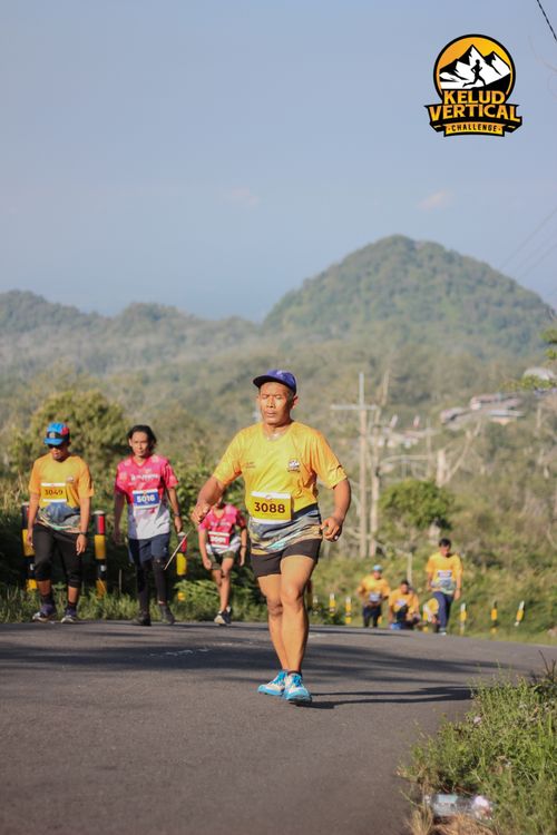 Race photo from Kelud Vertical Challenge 2024