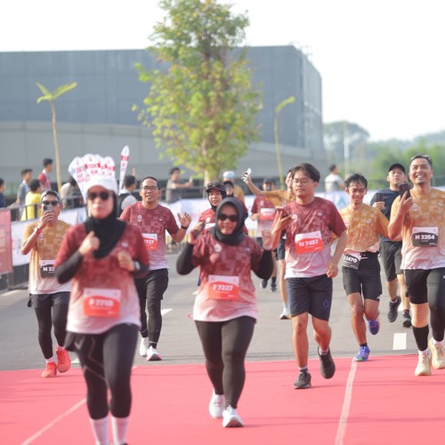 Race photo from KEDIRI HALF MARATHON 2026