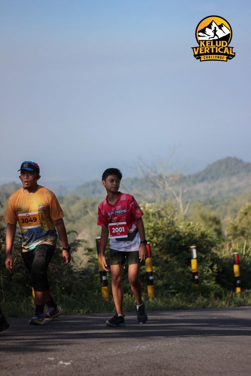 Race photo from Kelud Vertical Challenge 2024