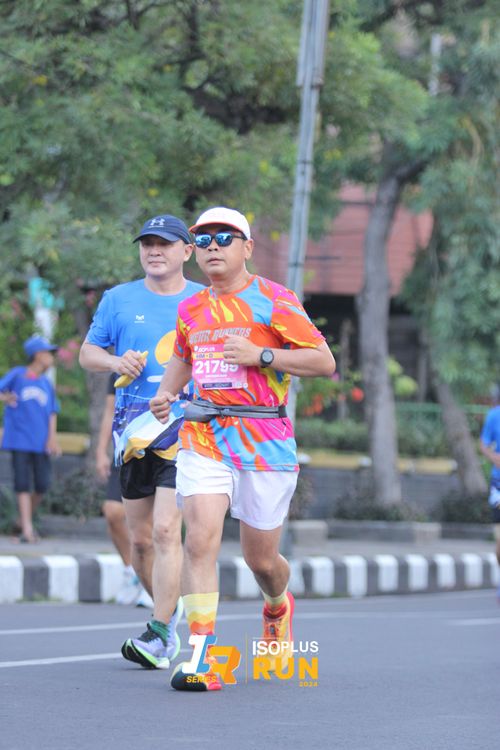 Race photo from Isoplus Run 2024 Surabaya