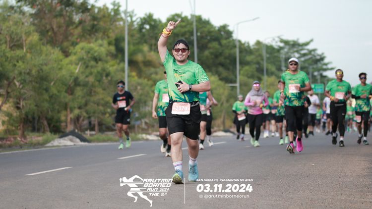 Race photo from Arutmin Borneo Run 2024