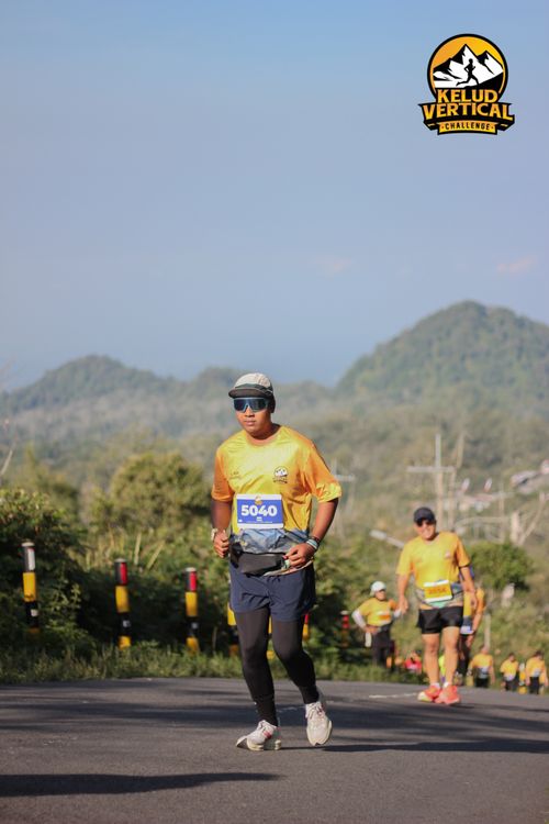 Race photo from Kelud Vertical Challenge 2024