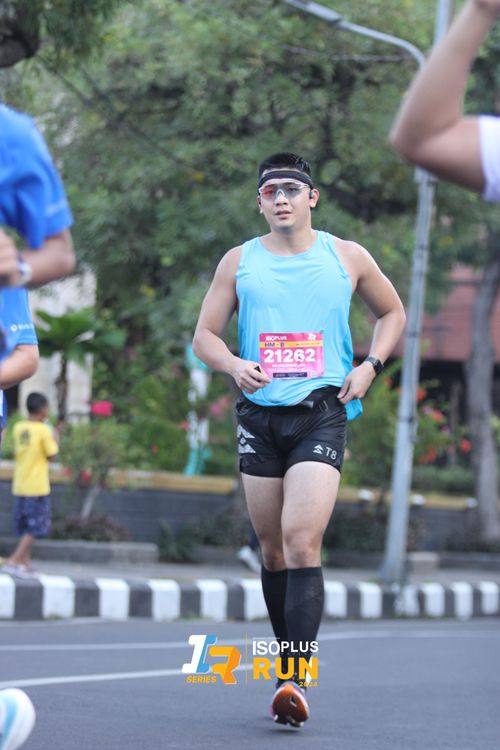 Race photo from Isoplus Run 2024 Surabaya