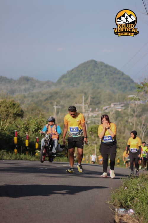 Race photo from Kelud Vertical Challenge 2024