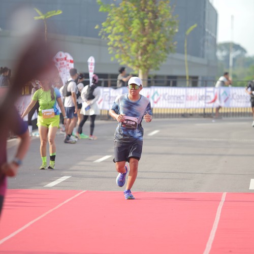 Race photo from KEDIRI HALF MARATHON 2026