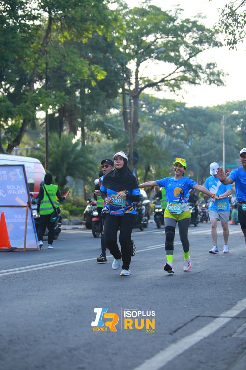 Race photo from Isoplus Run 2024 Surabaya
