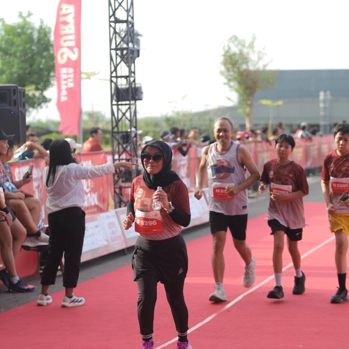Race photo from KEDIRI HALF MARATHON 2026