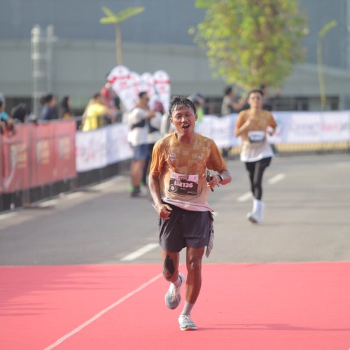 Race photo from KEDIRI HALF MARATHON 2026
