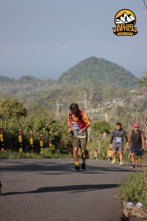 Race photo from Kelud Vertical Challenge 2024