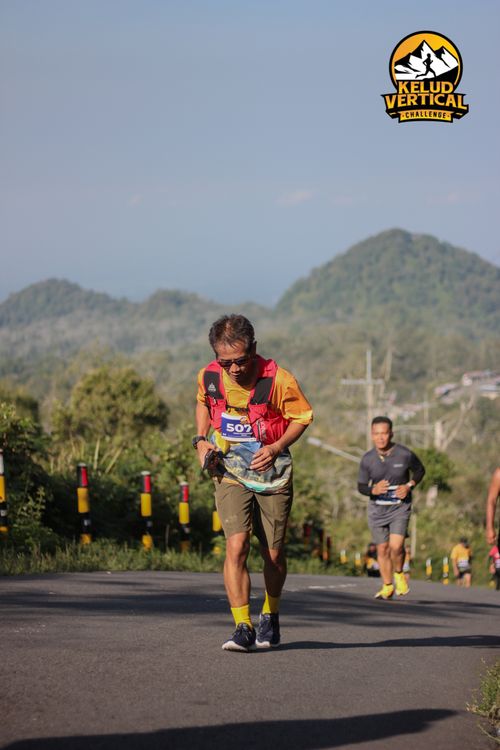 Race photo from Kelud Vertical Challenge 2024