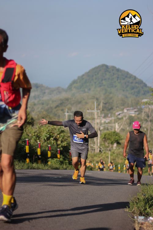 Race photo from Kelud Vertical Challenge 2024