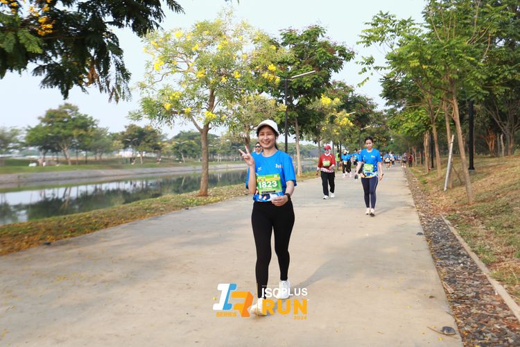Race photo from ISOPlus Run 2024 Jakarta
