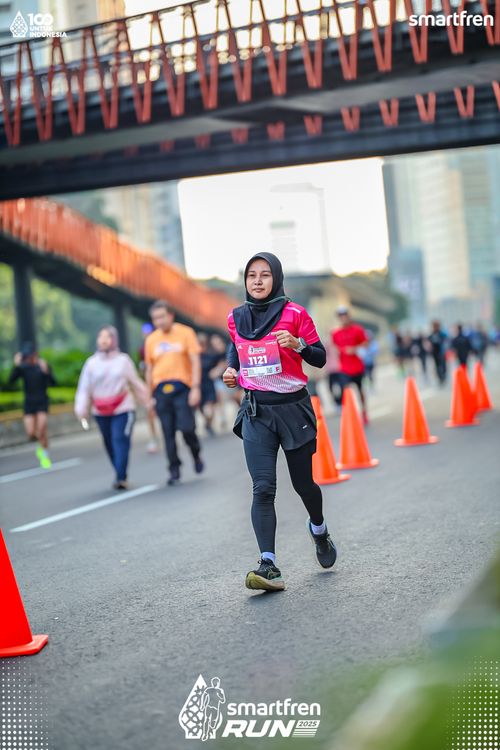 Race photo from Smartfren Run 2025 