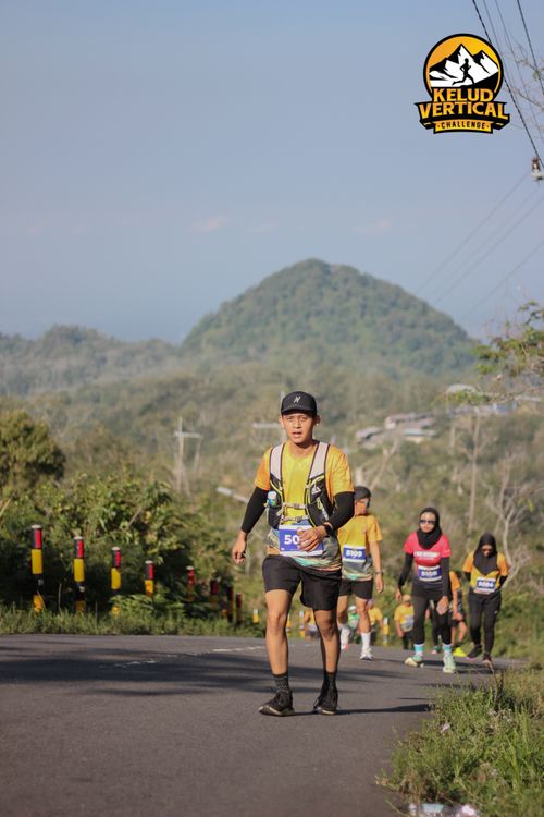 Race photo from Kelud Vertical Challenge 2024