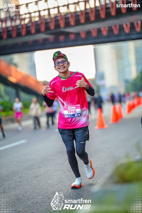 Race photo from Smartfren Run 2025 