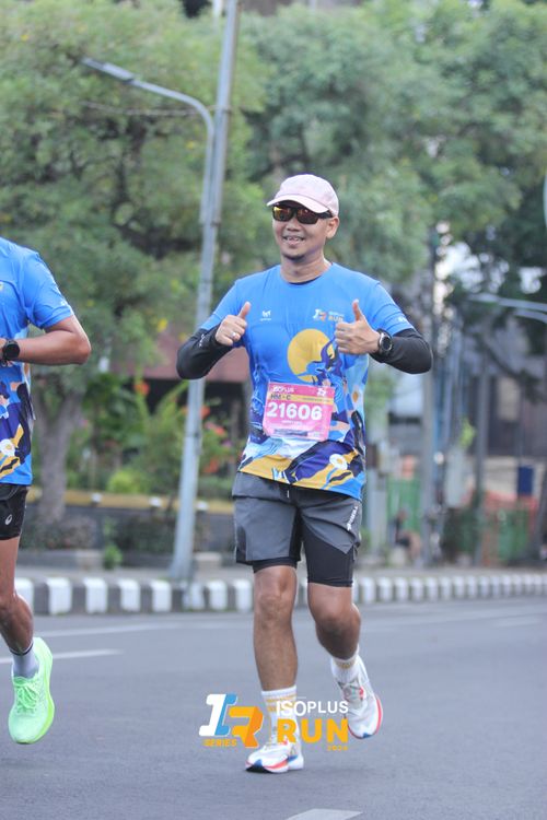 Race photo from Isoplus Run 2024 Surabaya