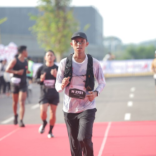 Race photo from KEDIRI HALF MARATHON 2026