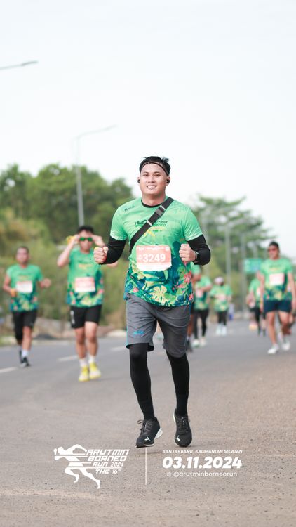 Race photo from Arutmin Borneo Run 2024
