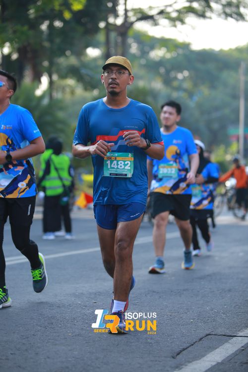 Race photo from Isoplus Run 2024 Surabaya