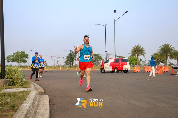 Race photo from ISOPlus Run 2024 Jakarta