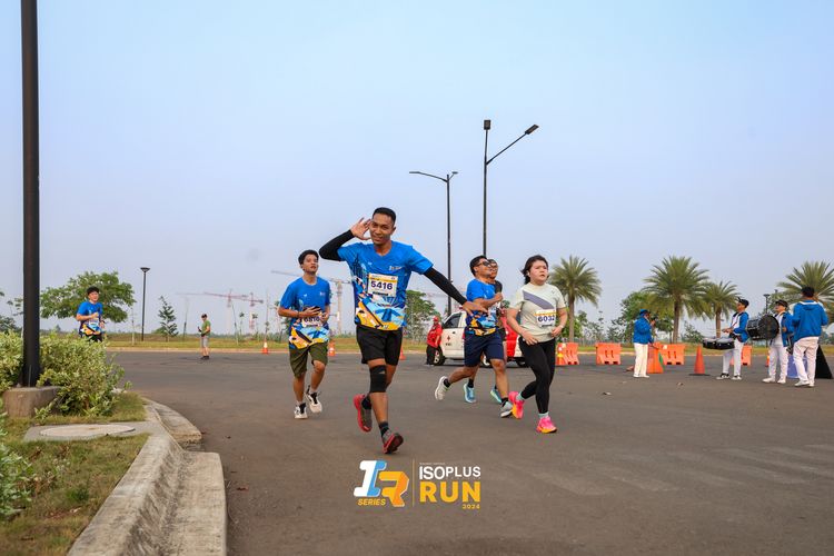 Race photo from ISOPlus Run 2024 Jakarta