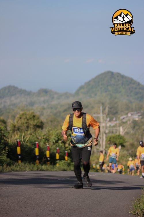 Race photo from Kelud Vertical Challenge 2024