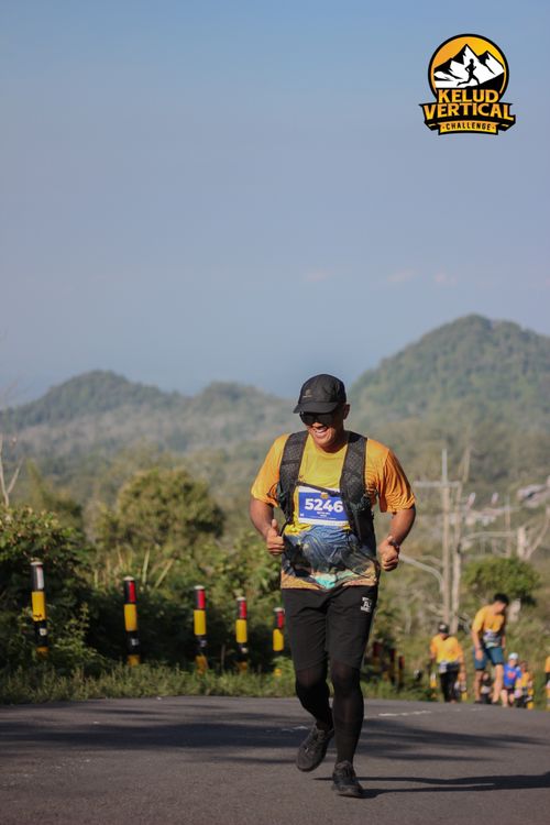 Race photo from Kelud Vertical Challenge 2024