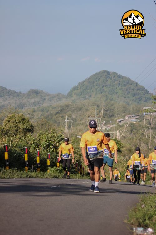 Race photo from Kelud Vertical Challenge 2024