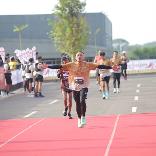 Race photo from KEDIRI HALF MARATHON 2026