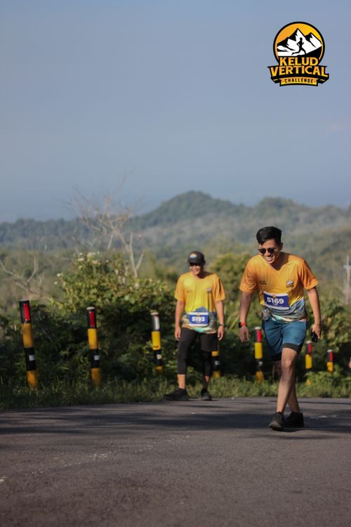 Race photo from Kelud Vertical Challenge 2024