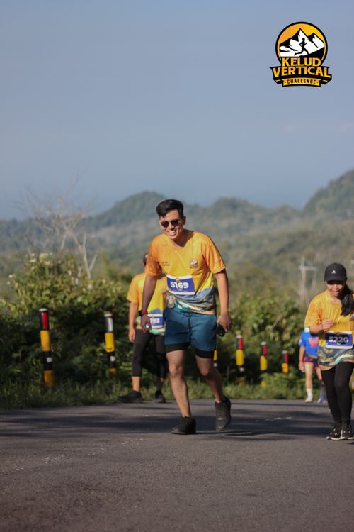 Race photo from Kelud Vertical Challenge 2024