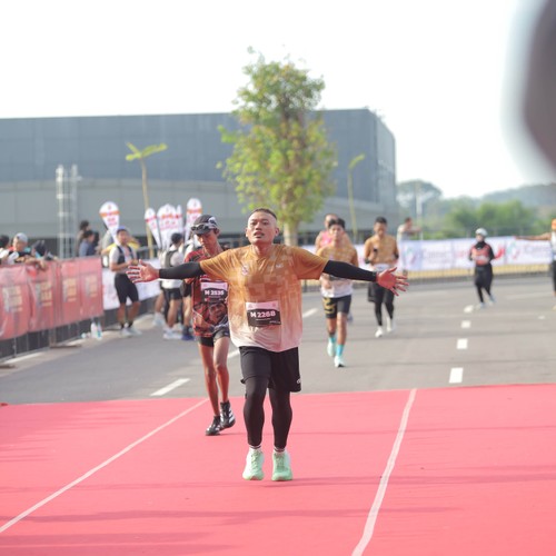 Race photo from KEDIRI HALF MARATHON 2026