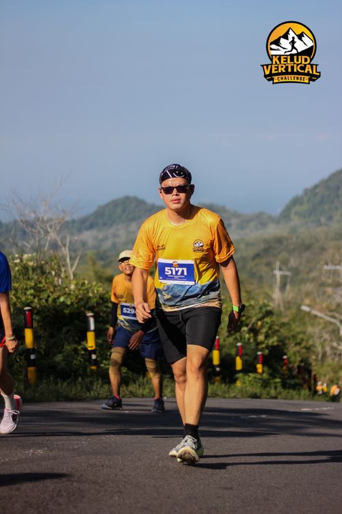 Race photo from Kelud Vertical Challenge 2024