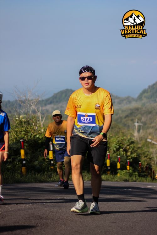 Race photo from Kelud Vertical Challenge 2024