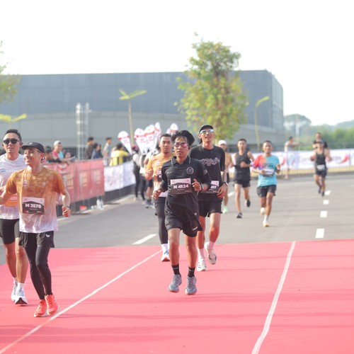 Race photo from KEDIRI HALF MARATHON 2026