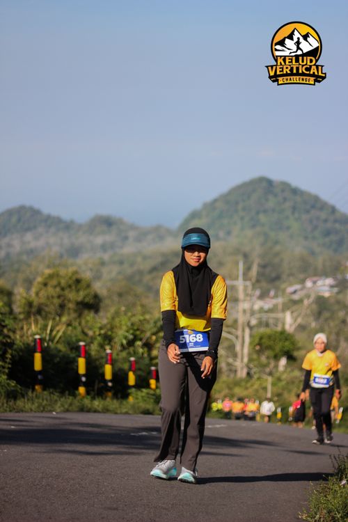 Race photo from Kelud Vertical Challenge 2024