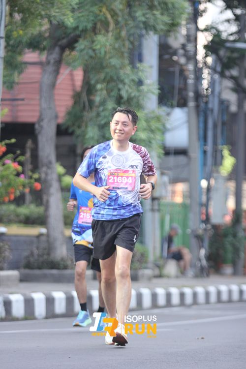 Race photo from Isoplus Run 2024 Surabaya