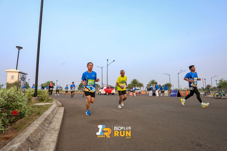 Race photo from ISOPlus Run 2024 Jakarta