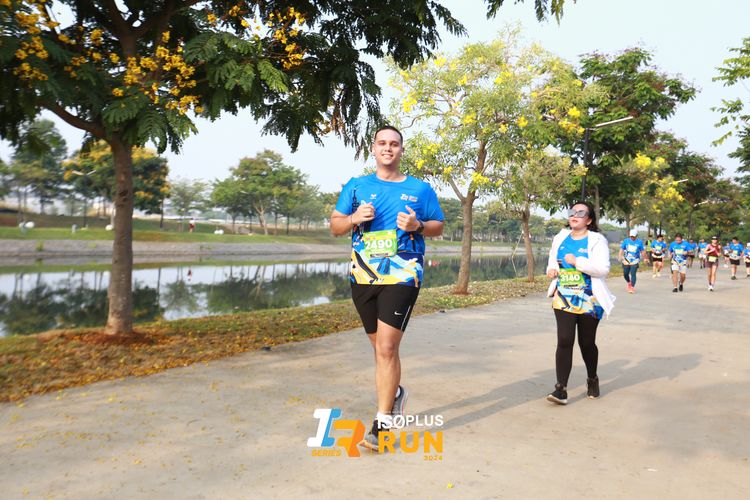 Race photo from ISOPlus Run 2024 Jakarta
