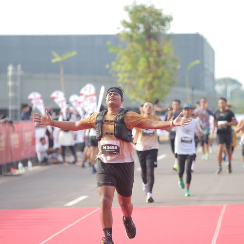 Race photo from KEDIRI HALF MARATHON 2026