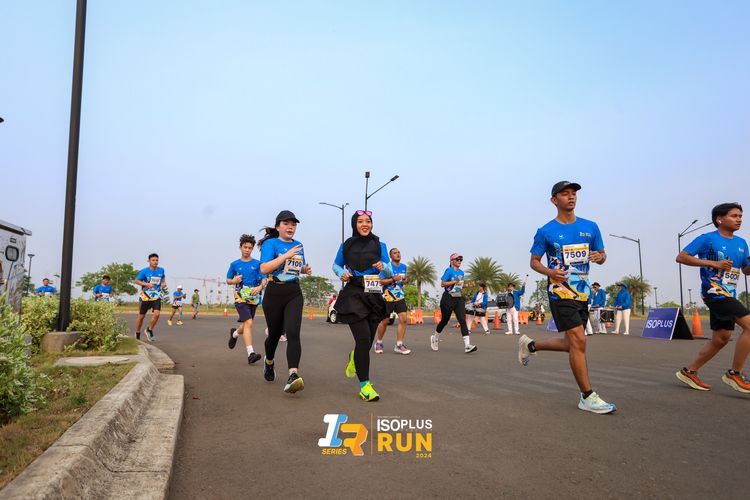 Race photo from ISOPlus Run 2024 Jakarta