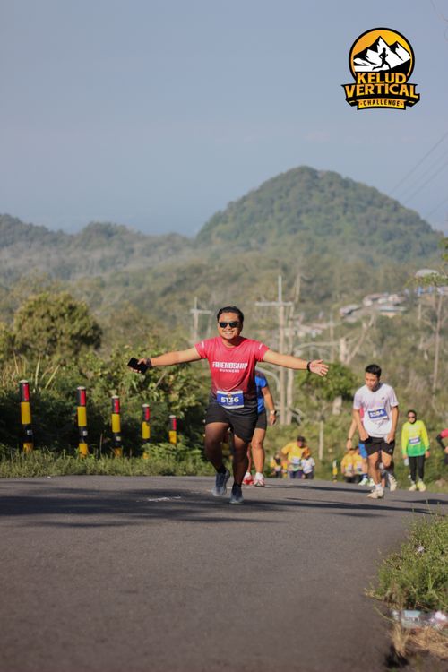 Race photo from Kelud Vertical Challenge 2024