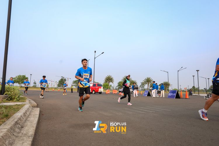 Race photo from ISOPlus Run 2024 Jakarta
