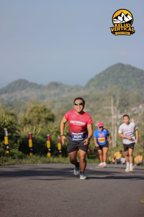 Race photo from Kelud Vertical Challenge 2024