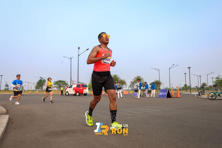 Race photo from ISOPlus Run 2024 Jakarta