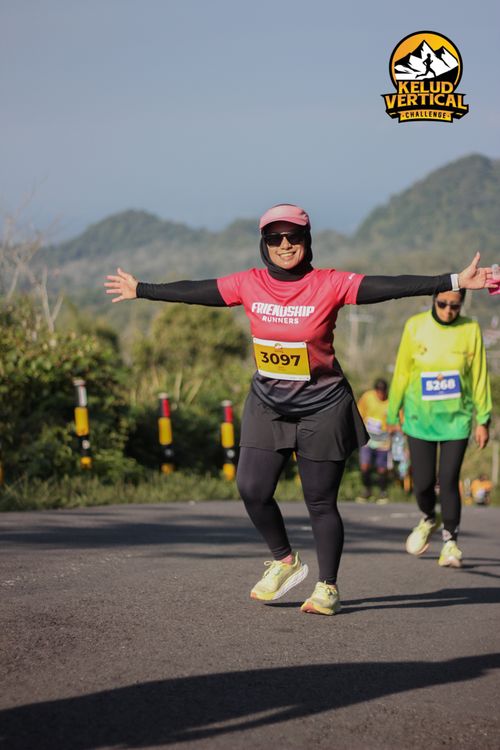 Race photo from Kelud Vertical Challenge 2024