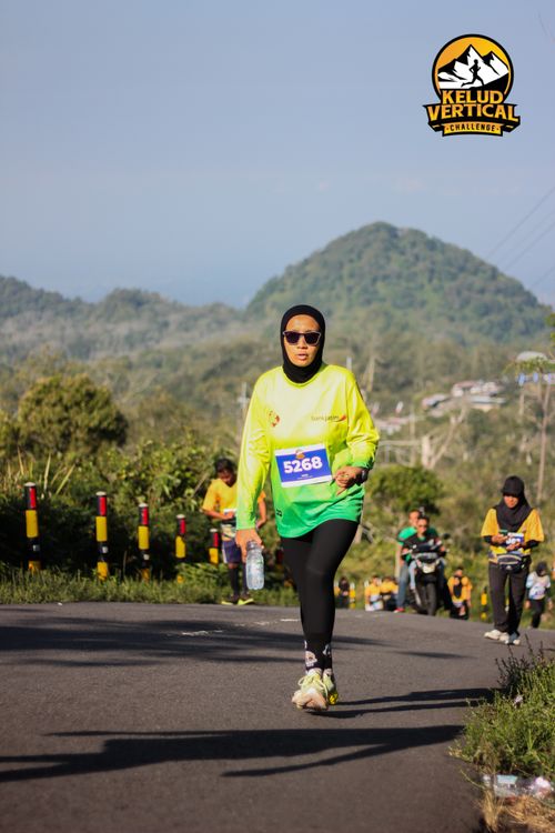 Race photo from Kelud Vertical Challenge 2024